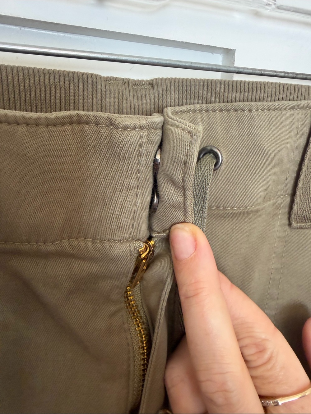 Torrid Festi Cargo Jogger Amy Olive Green Pockets NWT Plus Size 18 R - Picture 8 of 15